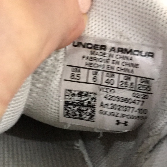 Under Armour Block City 2.0 Gold Splatter Volleyball Shoes - Picture 13 of 14